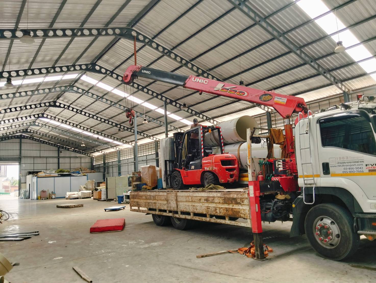 เช่ารถเฮี๊ยบคลองมะเดื่อ