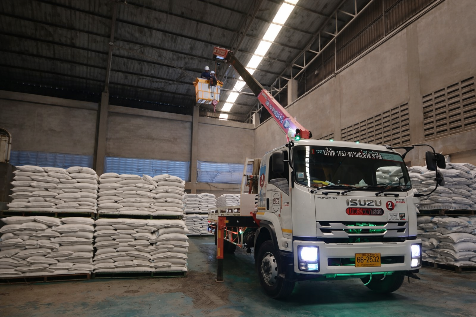 เช่ารถกระเช้าพันท้ายนรสิงห์