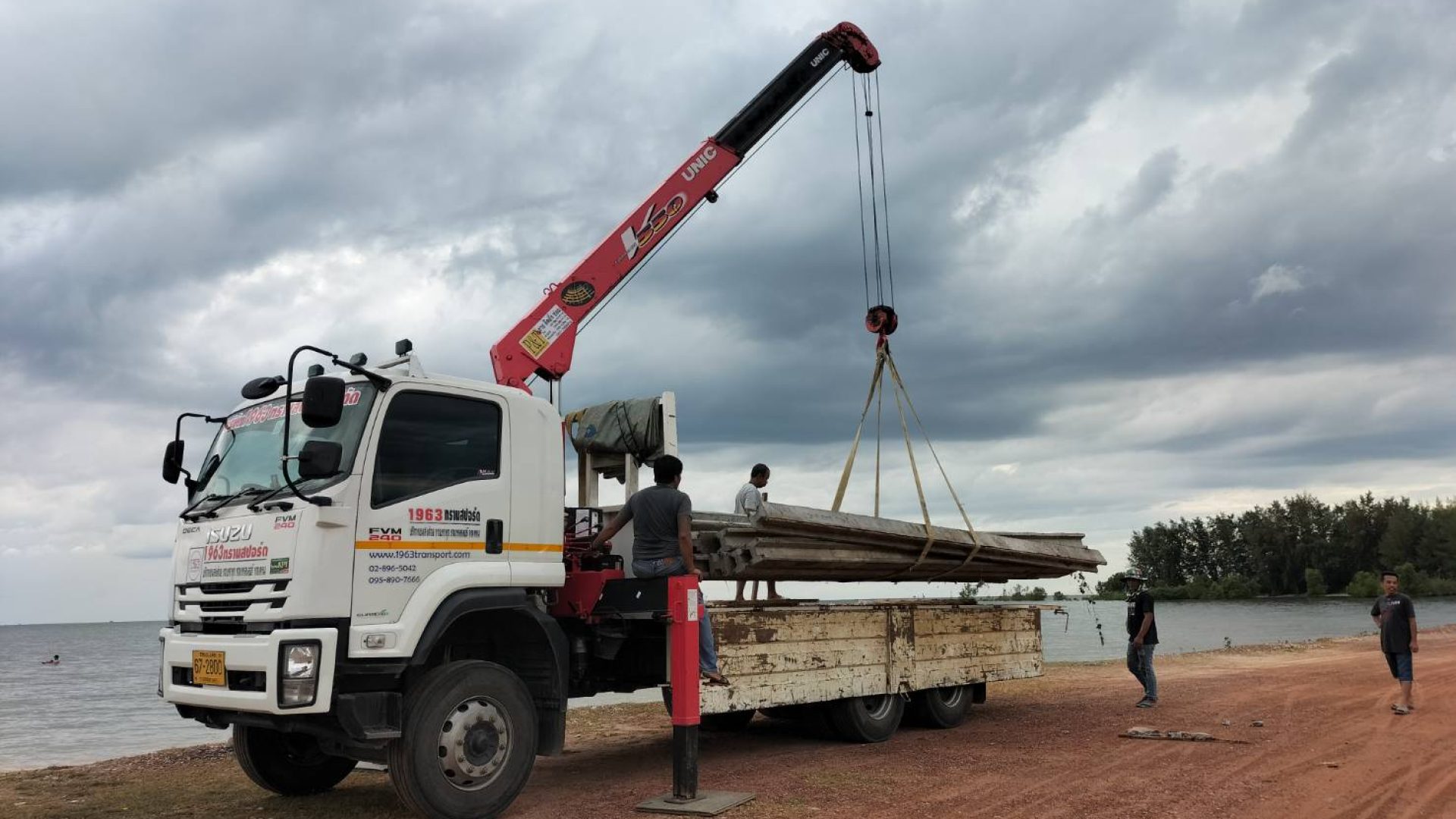 เช่ารถเฮี๊ยบสมุทรสาคร