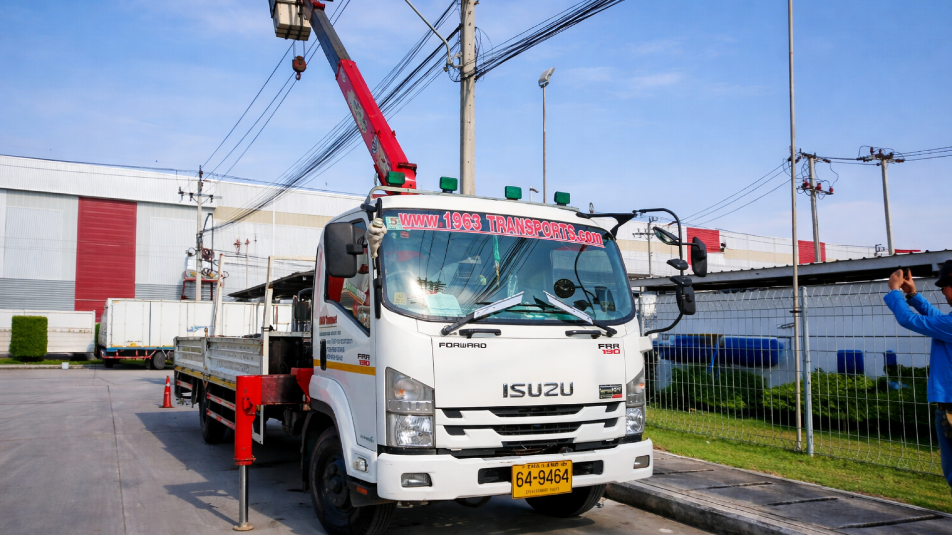 เช่ารถกระเช้าบางขุนเทียน