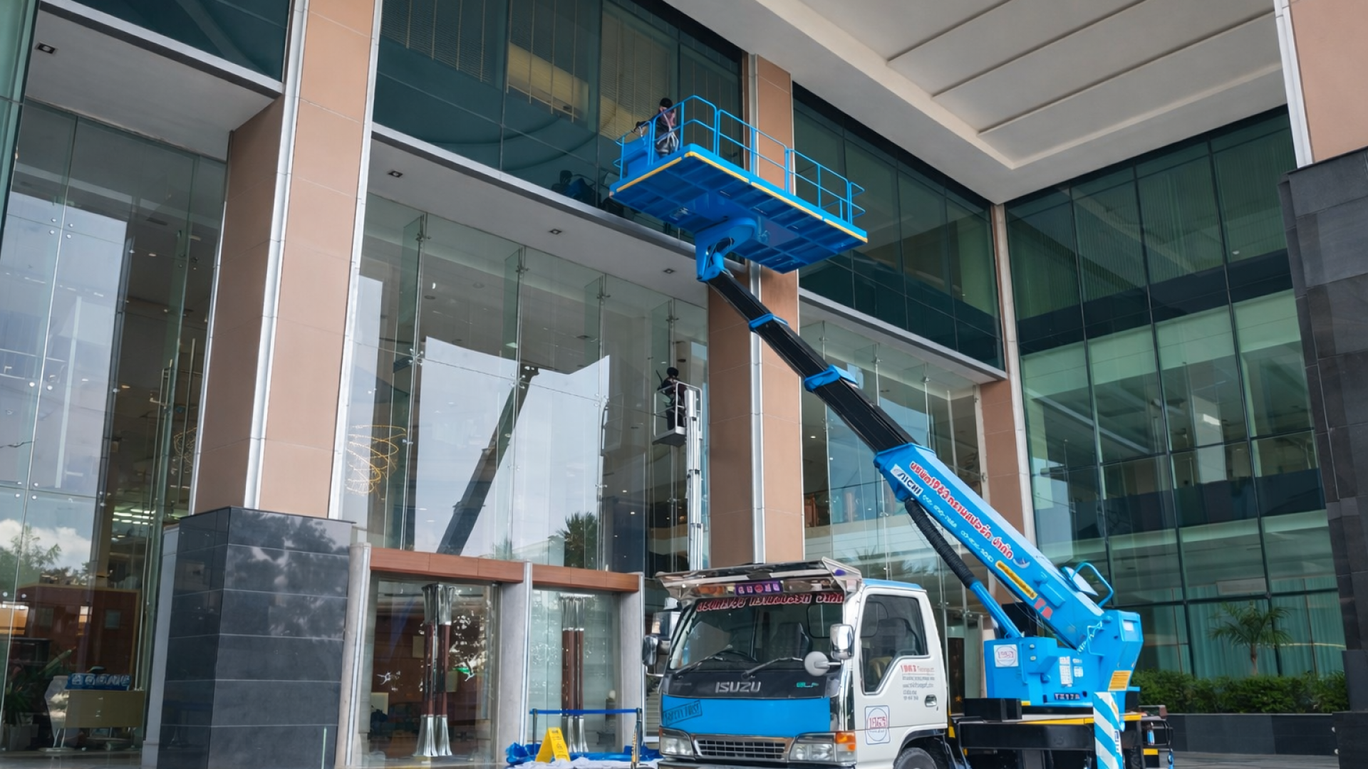 เช่ารถกระเช้าราชบุรี