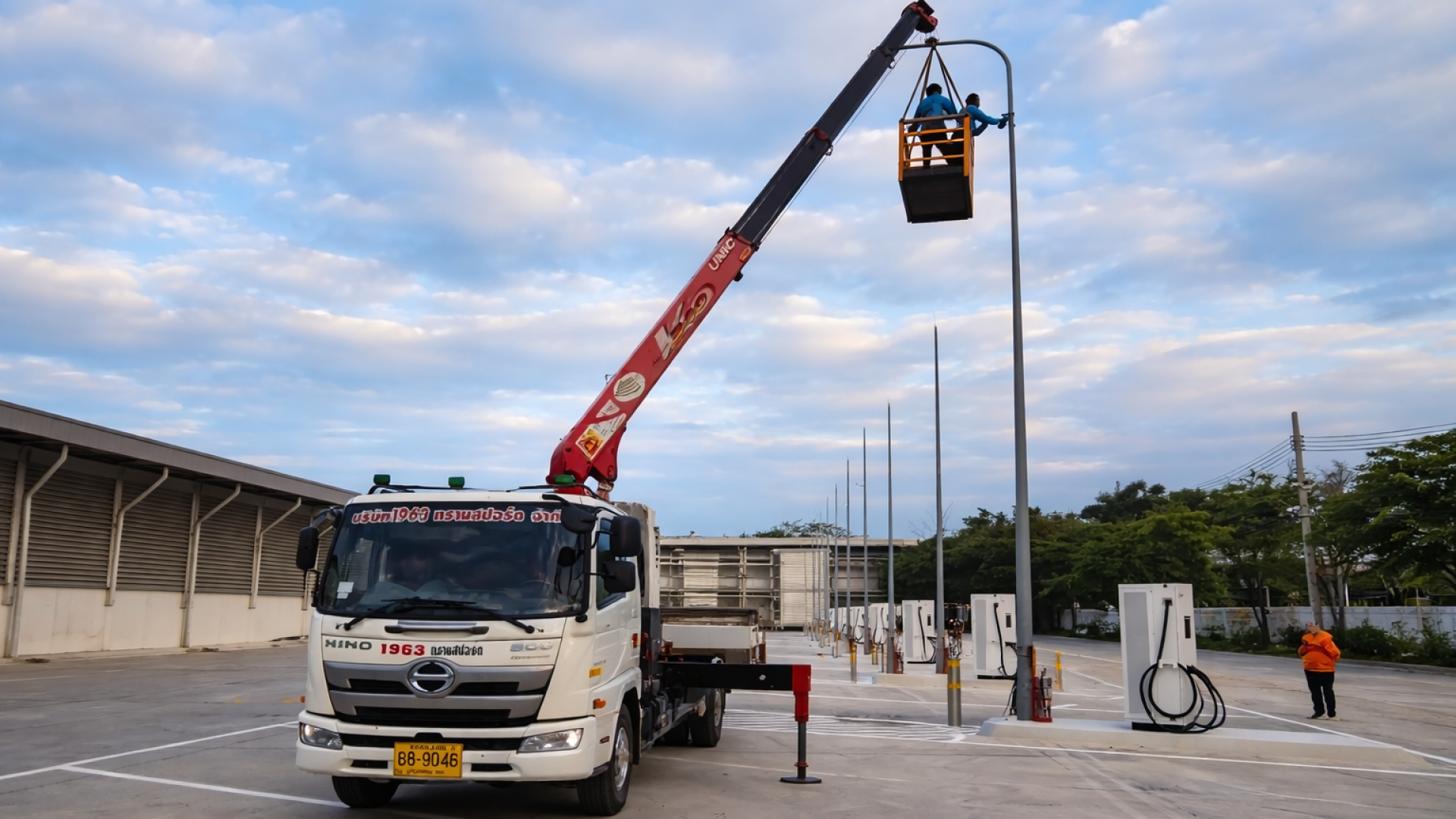 เช่ารถกระเช้าปากท่อ