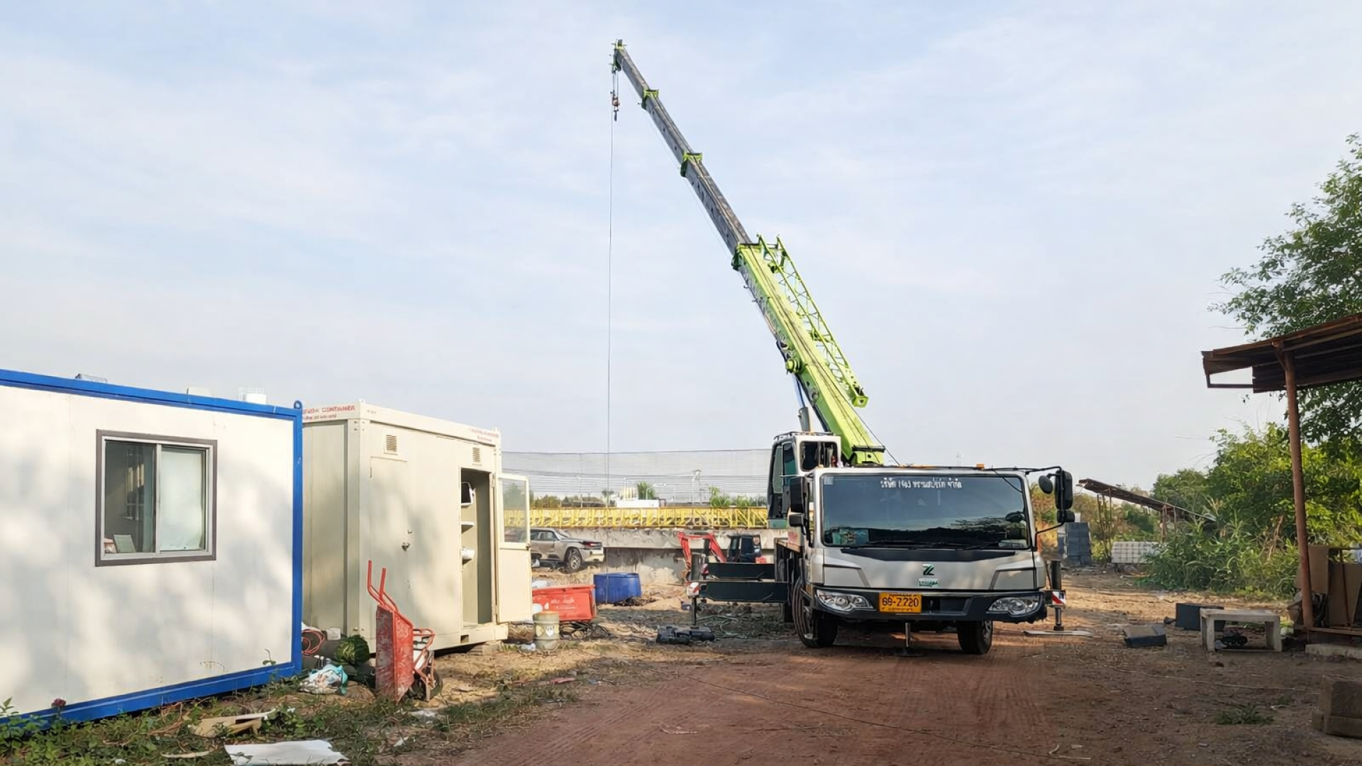 เช่ารถเครนบางหญ้าแพรก