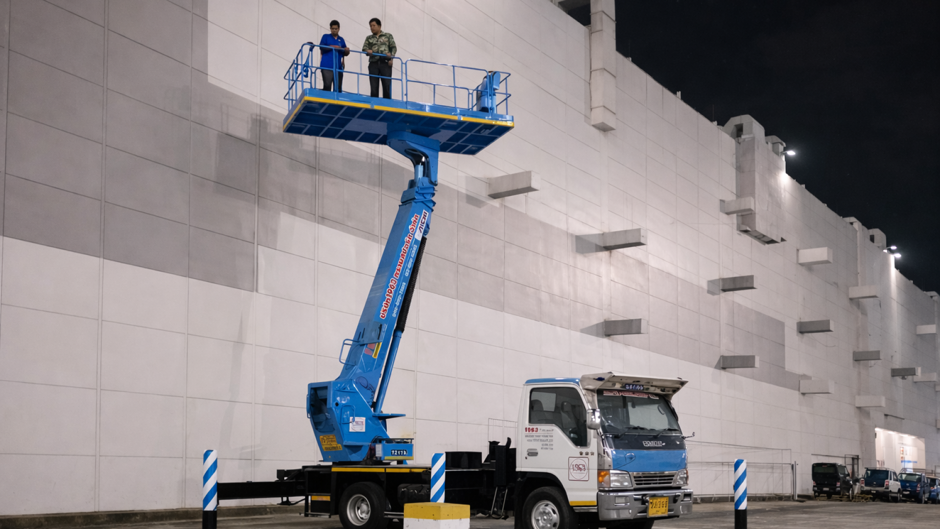 เช่ารถกระเช้าโค้กขาม